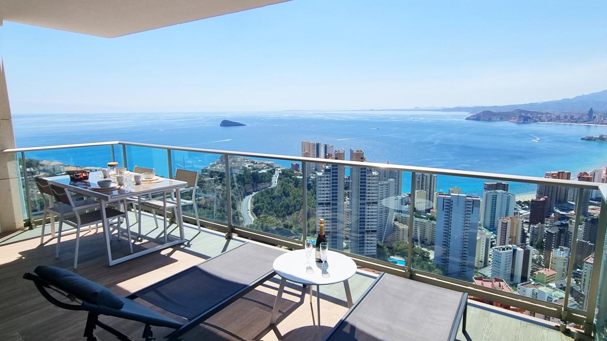 Skyscraper With Panoramic Views - Floor 38 Apartament *