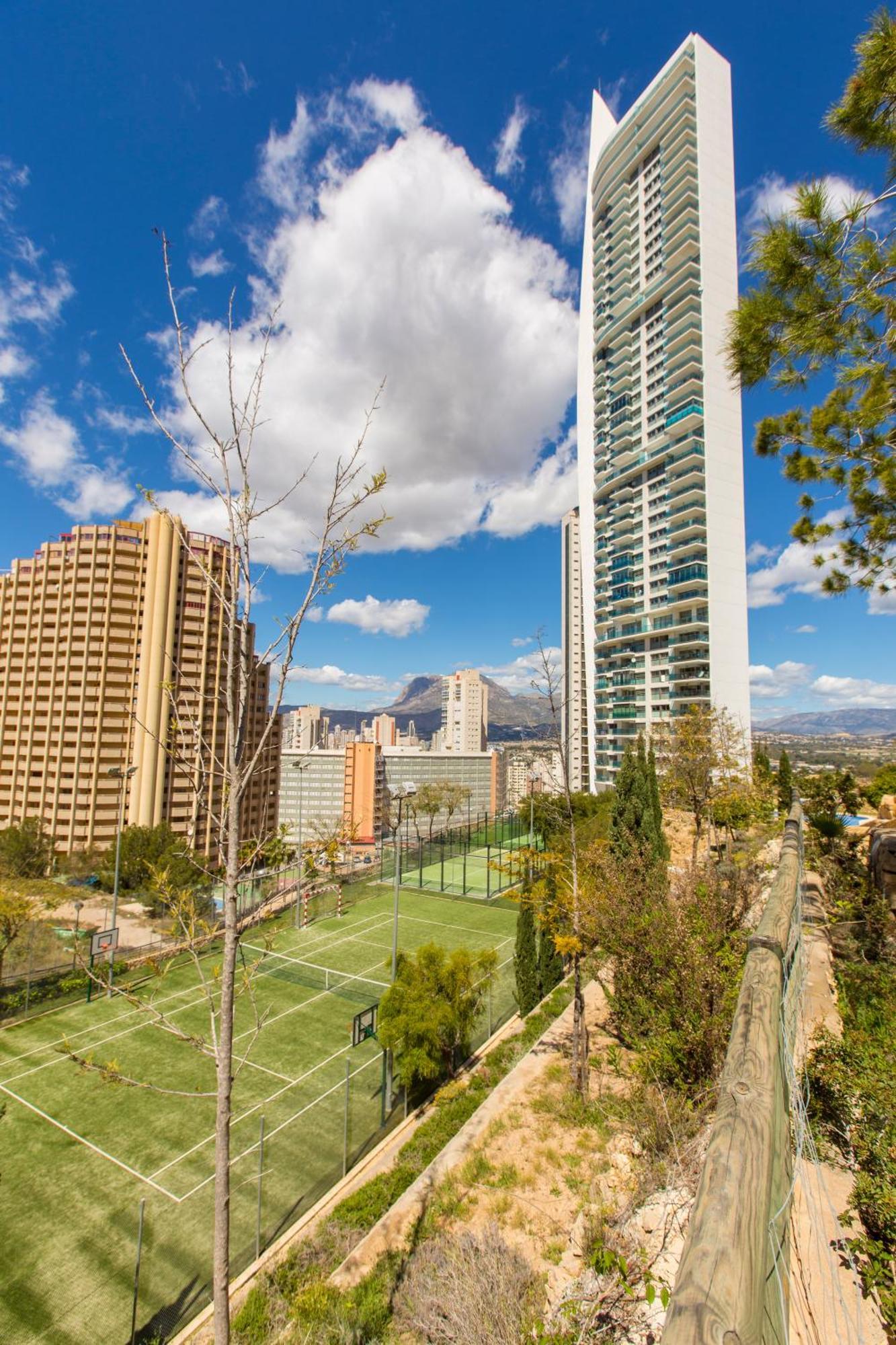 Apartament Skyscraper With Panoramic Views - Floor 38 *